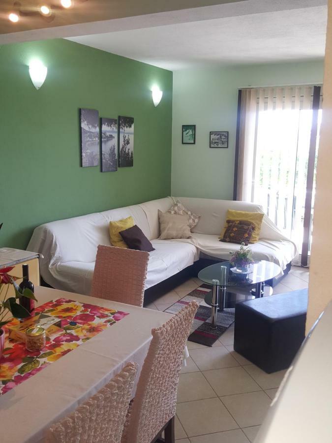 Apartments Pero Podgora Εξωτερικό φωτογραφία