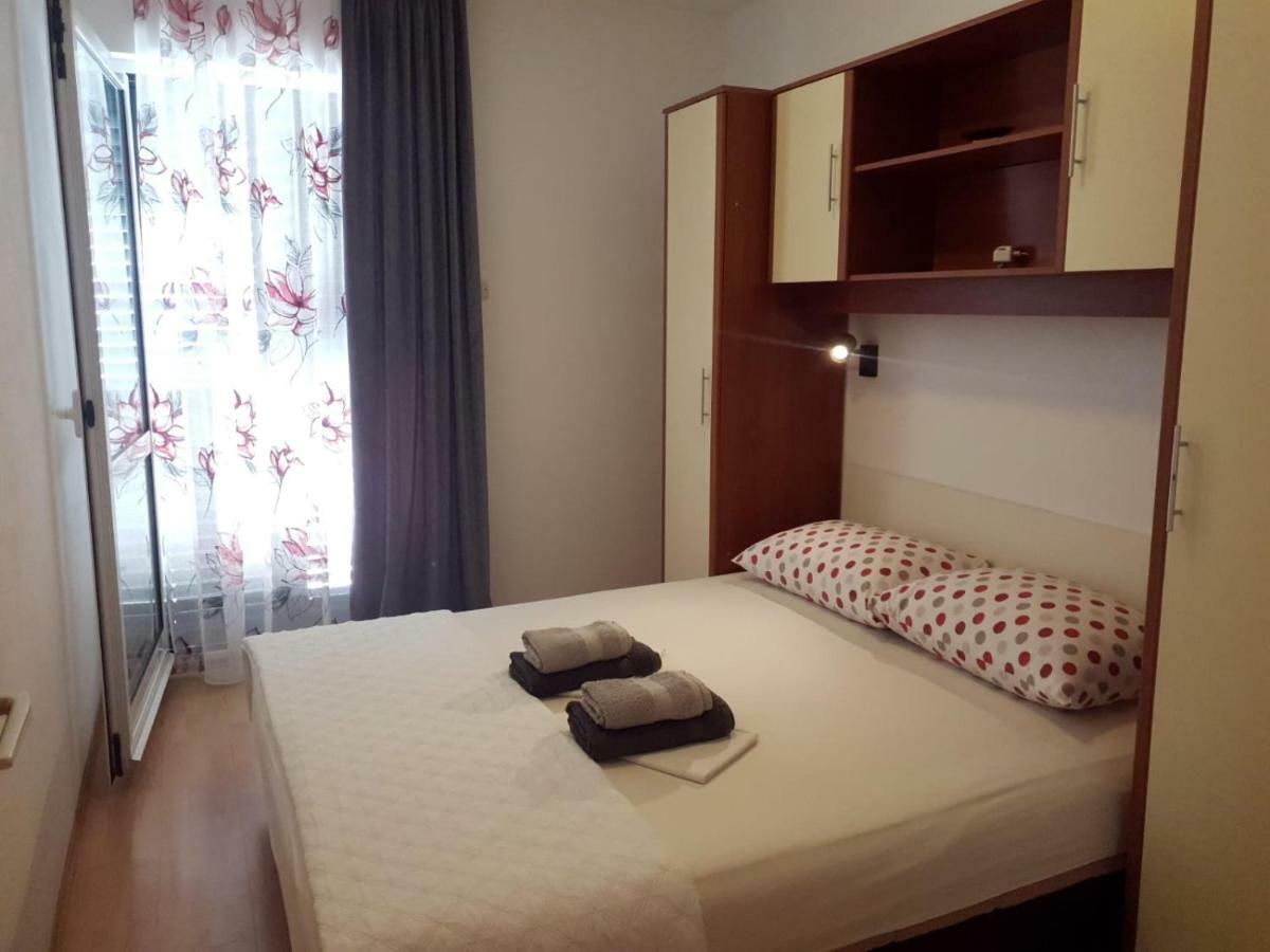Apartments Pero Podgora Εξωτερικό φωτογραφία